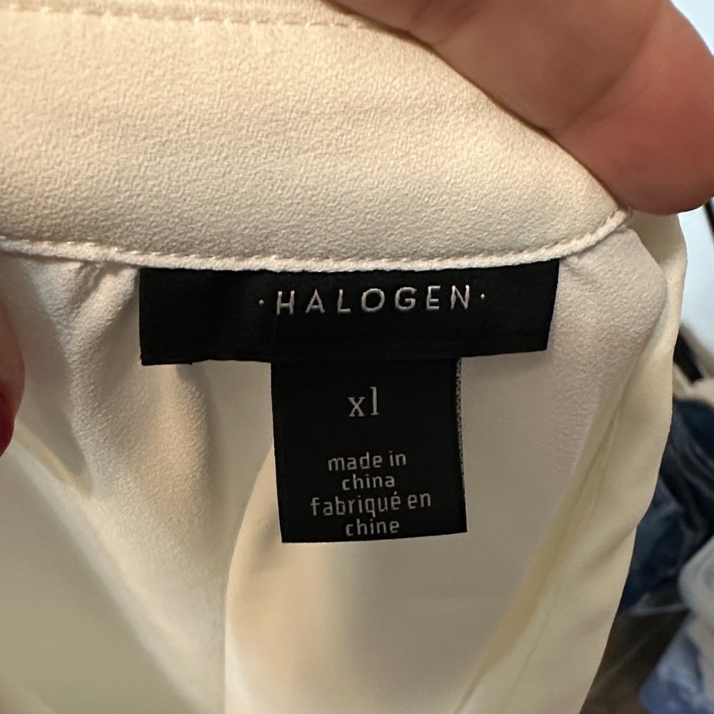 Halogen Cream Button-Up Blouse - Picture 2 of 2